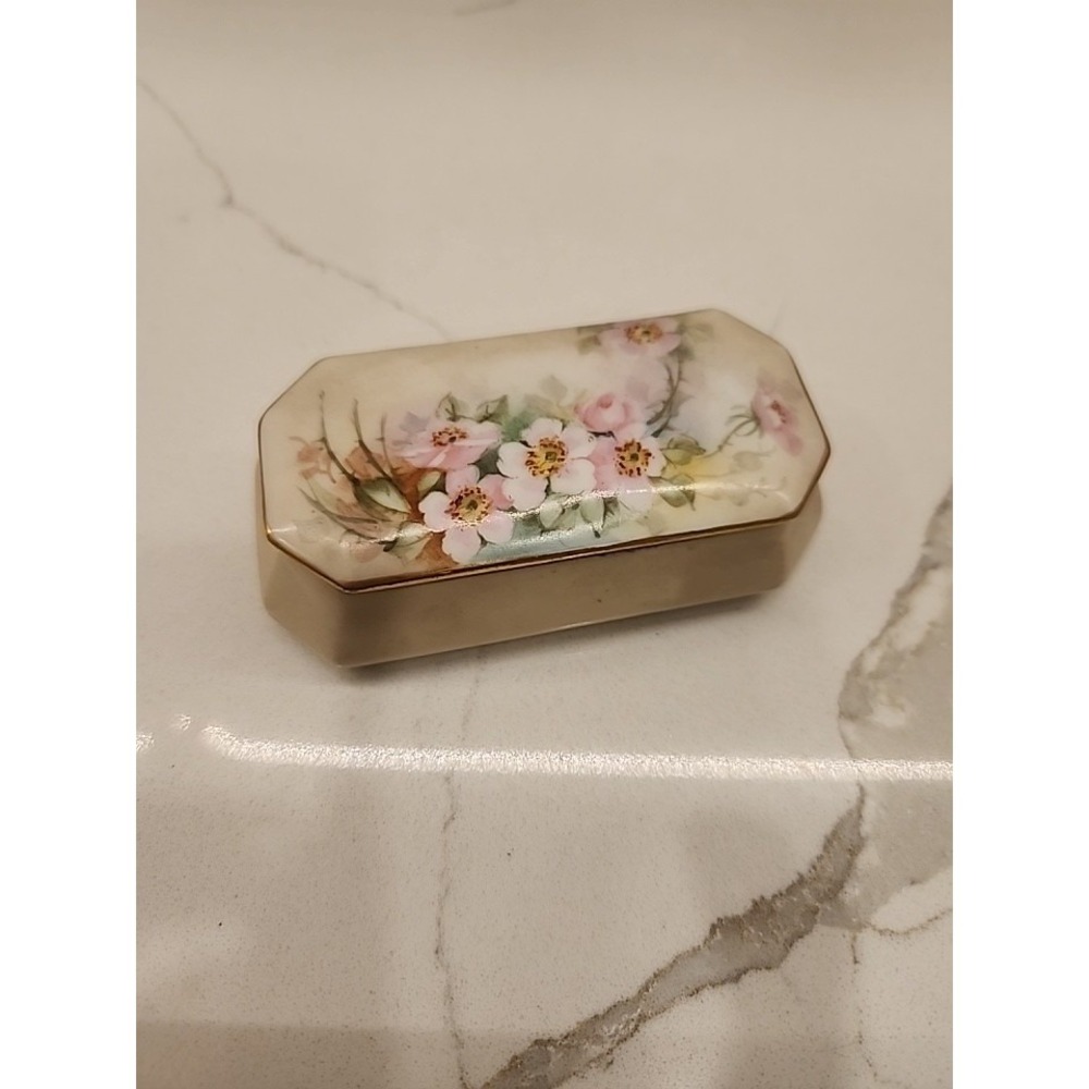 Vintage Limoges France Lidded Trinket Box Pink Wild Roses Hand Painted 3 3/4"